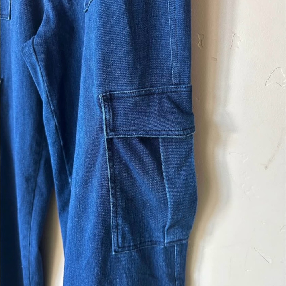 Women’s Halará Blue Cargo Pants - Picture 2 of 4